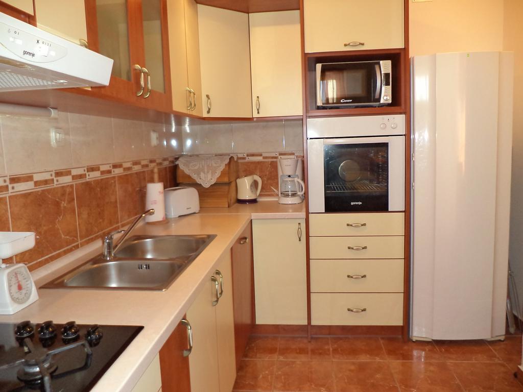 Cool Apartment Split Room photo